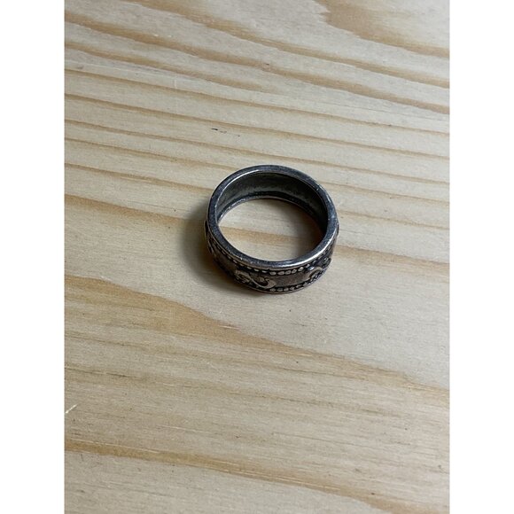Versitile Ornate Silver Scroll & Dot Ring Band - Picture 3 of 4